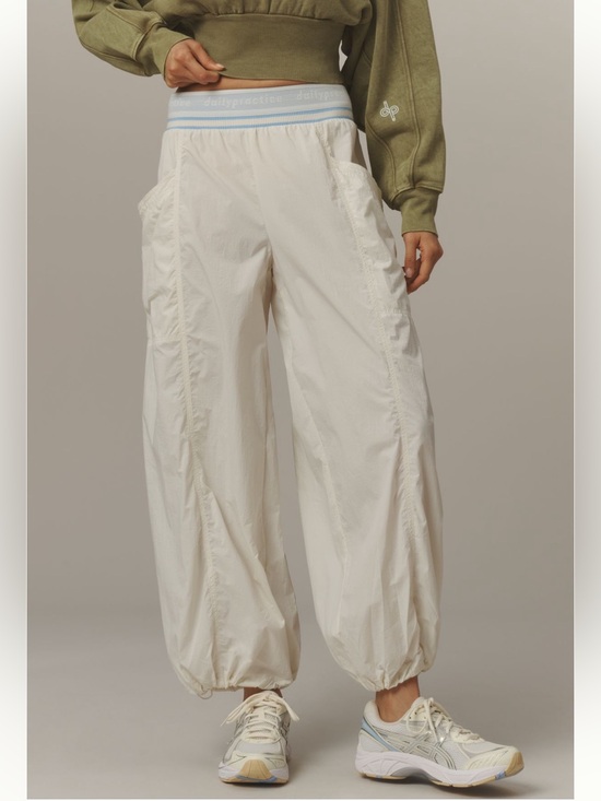 Anthropologie Pants - Daily Practice Anthropologie pants sz XL